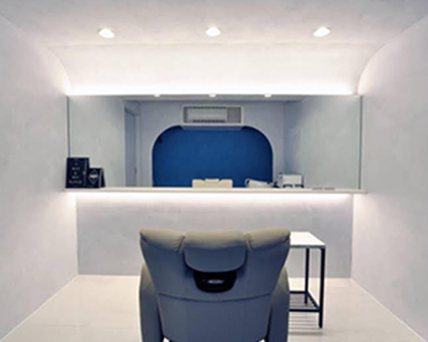 六本木駅より5分西麻布のバーバーサロン(理容室・床屋)