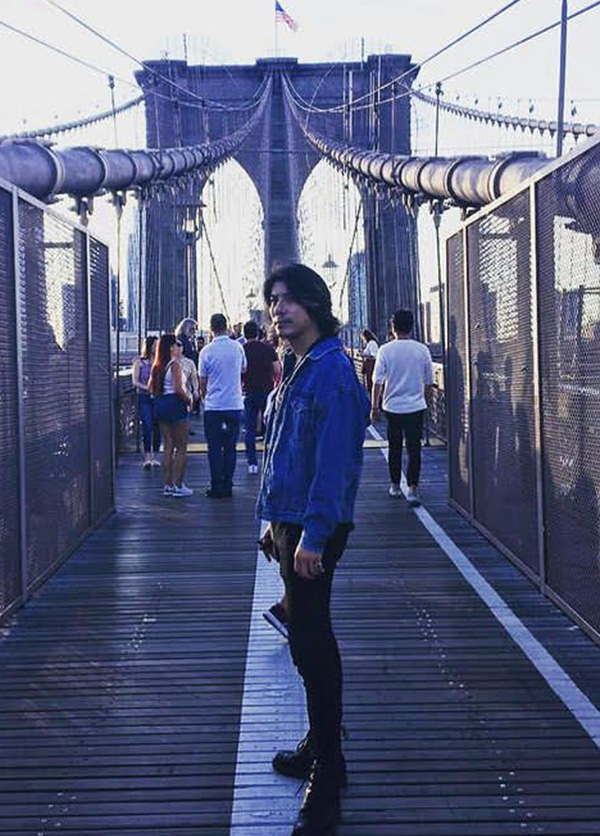 六本木駅より5分西麻布のバーバーサロン（理容室・床屋） メンズヘアドレッサー/CEO MASA